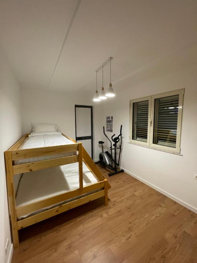 Proper Apartment 1 Tirana Extérieur photo